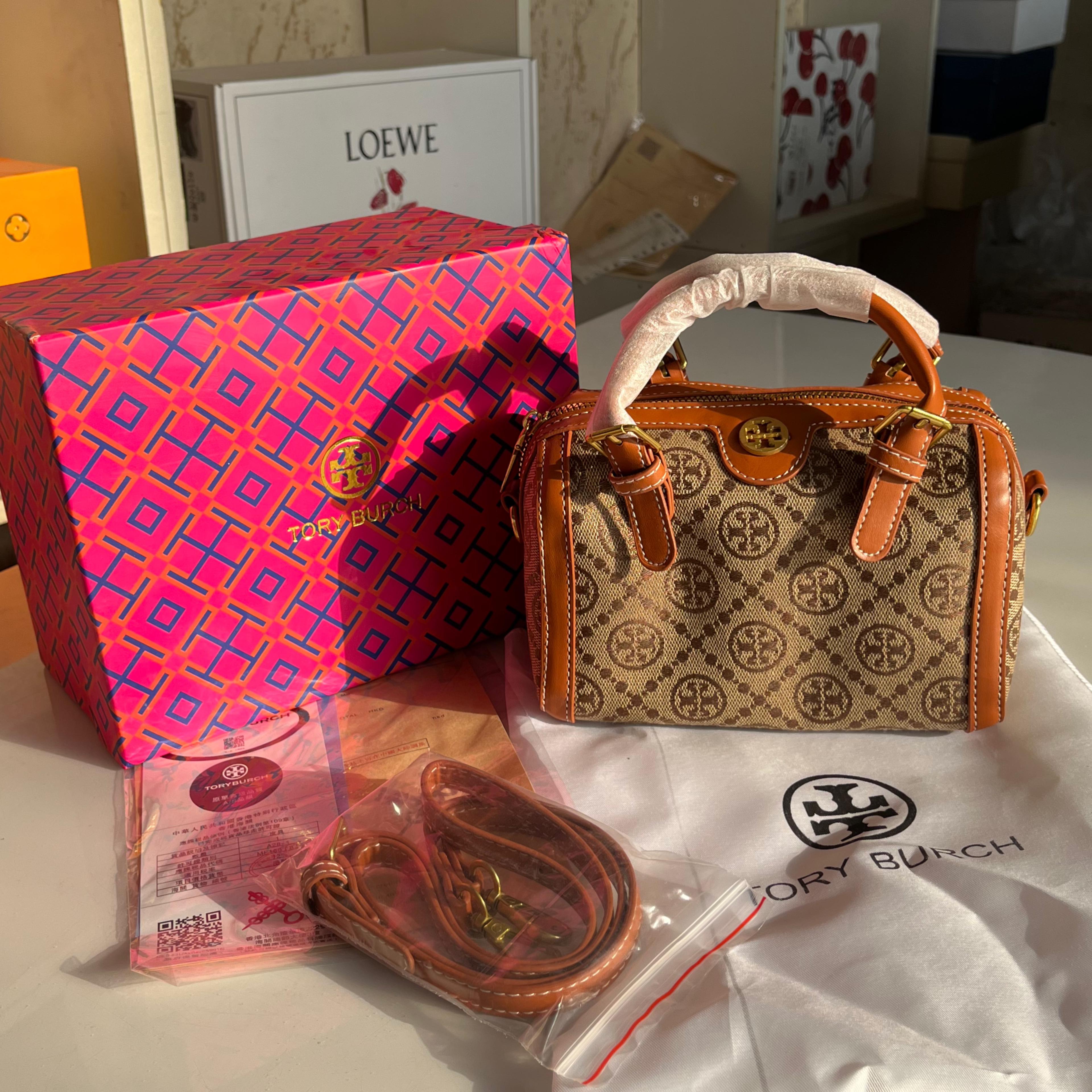 TORY BURCH DUFFLE BAG