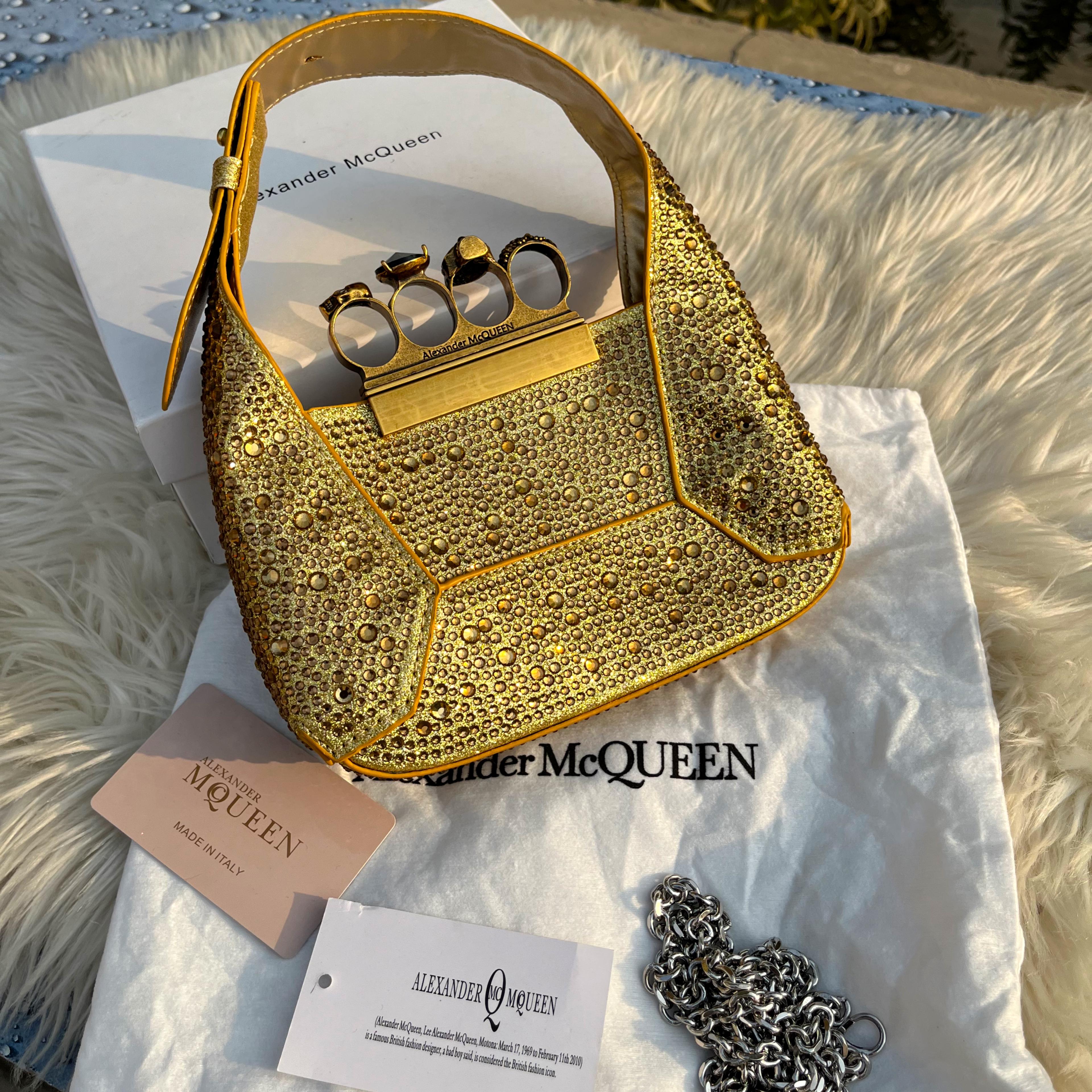 ALEXANDER McQUEEN Crossbody bag with long chain
